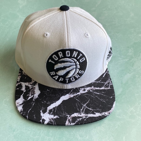 adidas Other - Toronto Raptors Adidas SnapBack